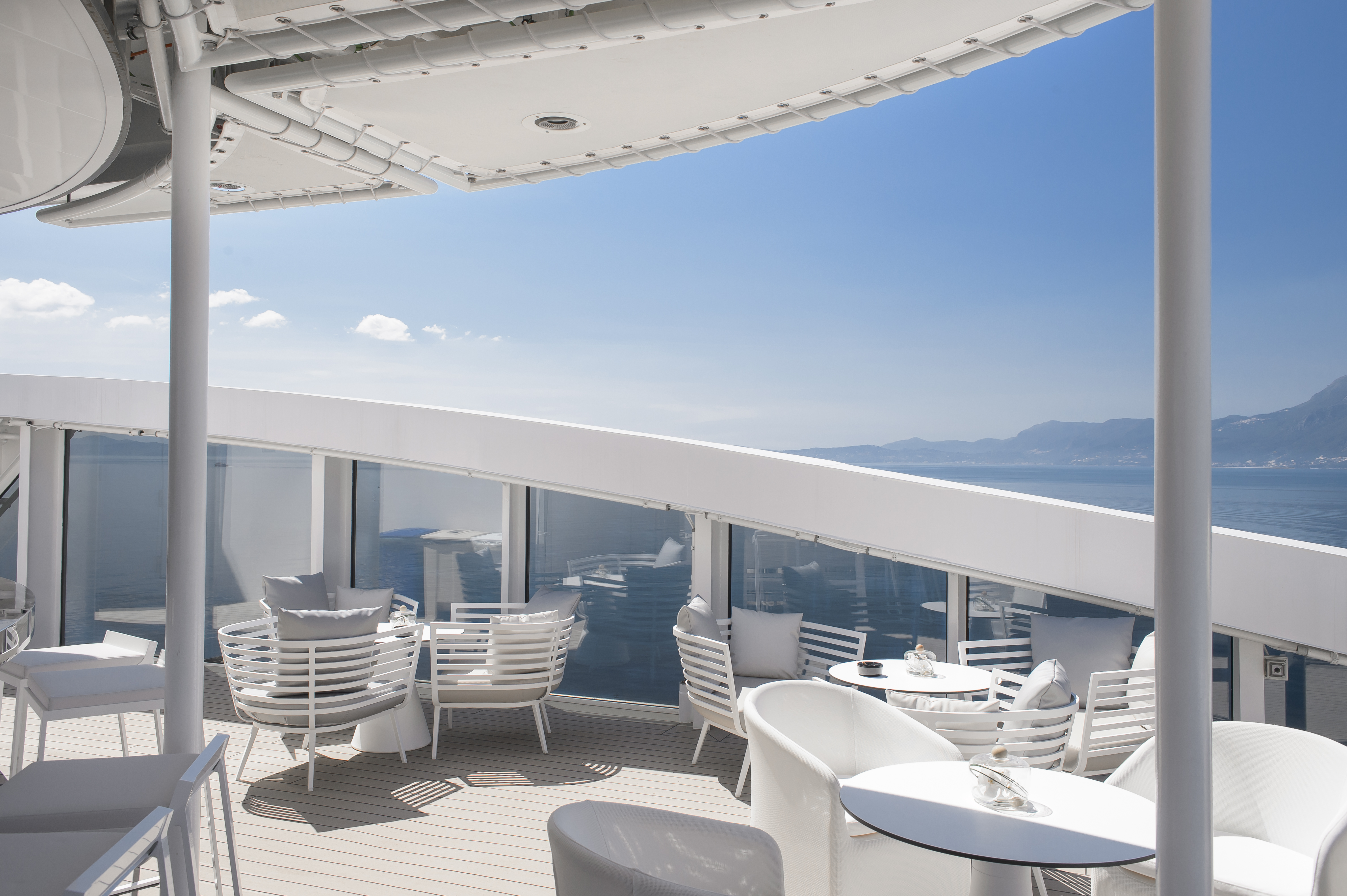 Le Soléal - Exterior Bar